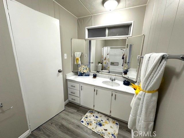 881 N. Lake Street 202, Hemet, CA 92544