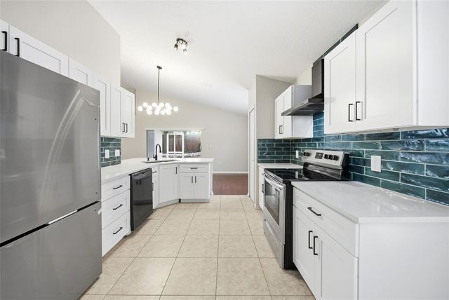 245 HOLLINGSHEAD LOOP, Davenport, FL 33896