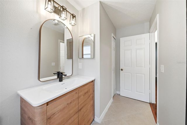 245 HOLLINGSHEAD LOOP, Davenport, FL 33896