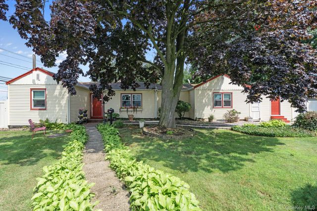 125 1st Street, Brentwood, NY 11717