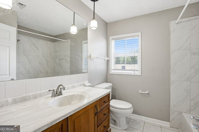 2201 Colonial Oak Way, Stone Mountain, GA 30087
