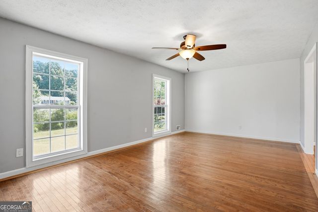 2201 Colonial Oak Way, Stone Mountain, GA 30087
