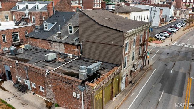 200 State Street, Alton, IL 62002