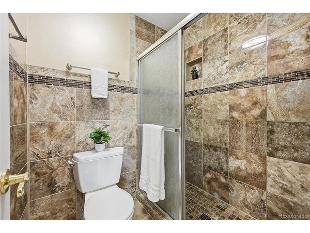 2770 S Heather Gardens Way, Aurora, CO 80014