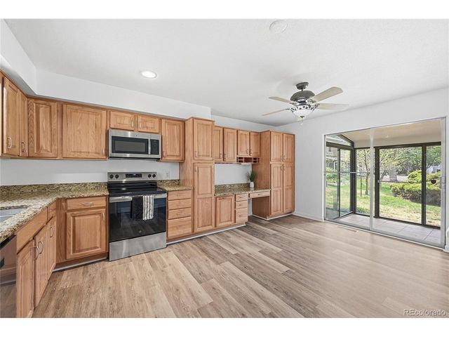 2770 S Heather Gardens Way, Aurora, CO 80014