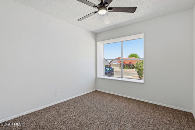 628 WOODCREST Lane, El Paso, TX 79912