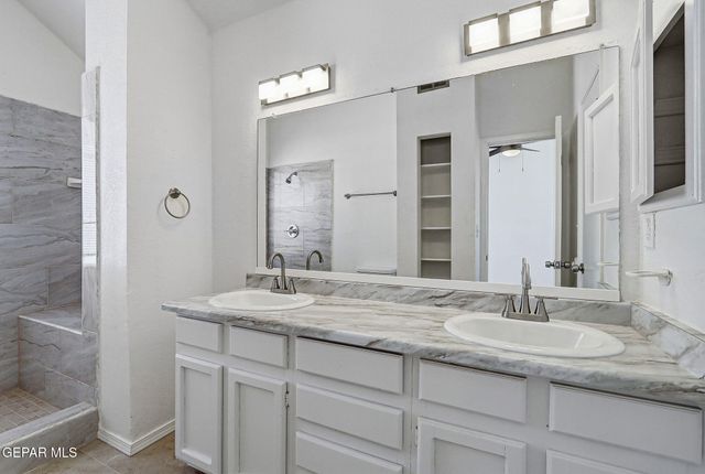 628 WOODCREST Lane, El Paso, TX 79912