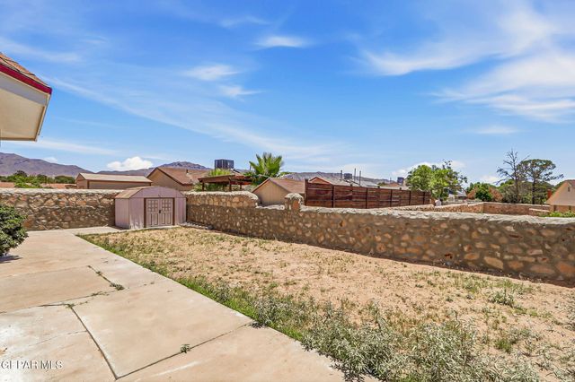 628 WOODCREST Lane, El Paso, TX 79912