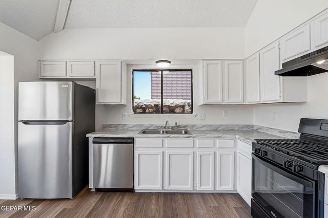 628 WOODCREST Lane, El Paso, TX 79912