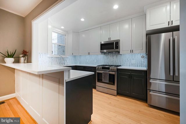 4441 VOLTA PLACE, Washington, DC 20007
