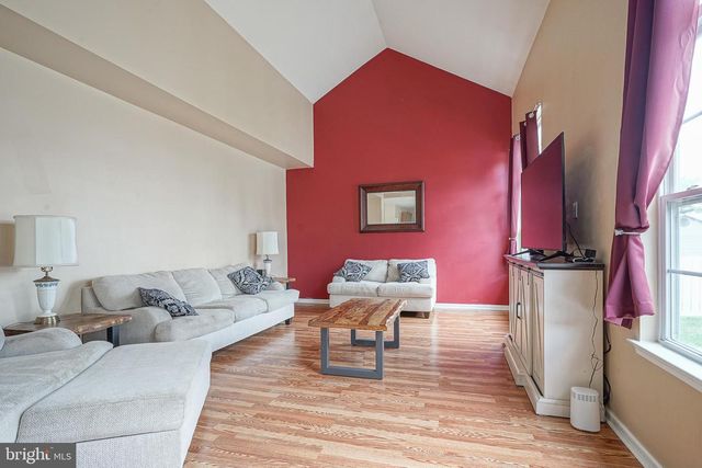 809 GALLERIA DR, Williamstown, NJ 08094