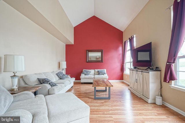 809 GALLERIA DR, Williamstown, NJ 08094