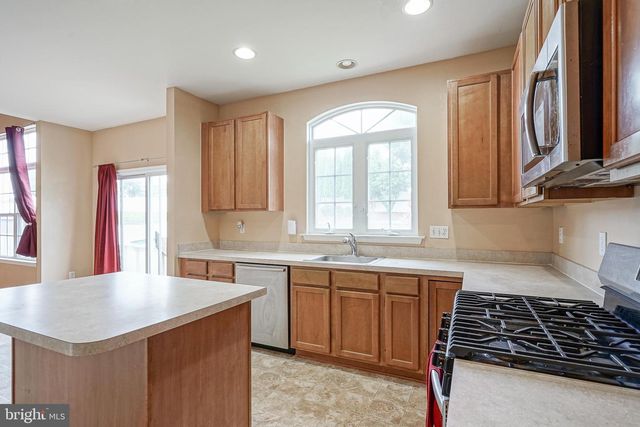 809 GALLERIA DR, Williamstown, NJ 08094