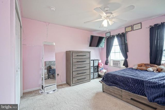 809 GALLERIA DR, Williamstown, NJ 08094