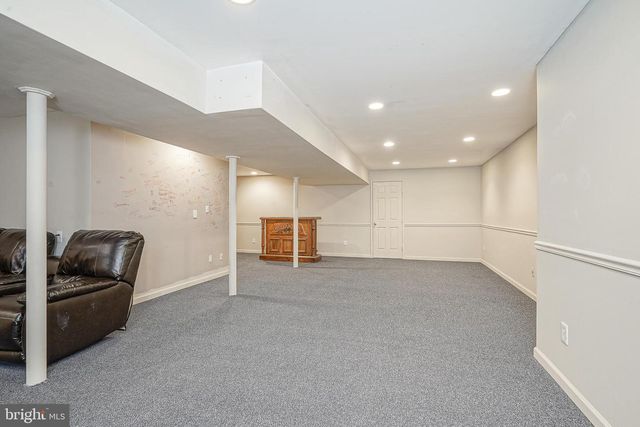 809 GALLERIA DR, Williamstown, NJ 08094