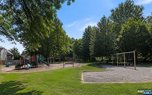 111 Ramille Court, Paramus, NJ 07652