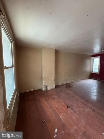 2022 S SIMPSON ST, Philadelphia, PA 19142