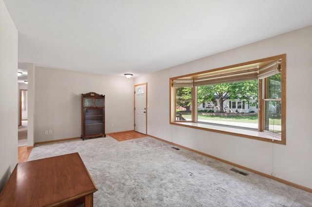 411 Young Street N, Prescott, WI 54021