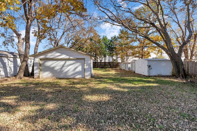 2762 S Classen, Wichita, KS 67216