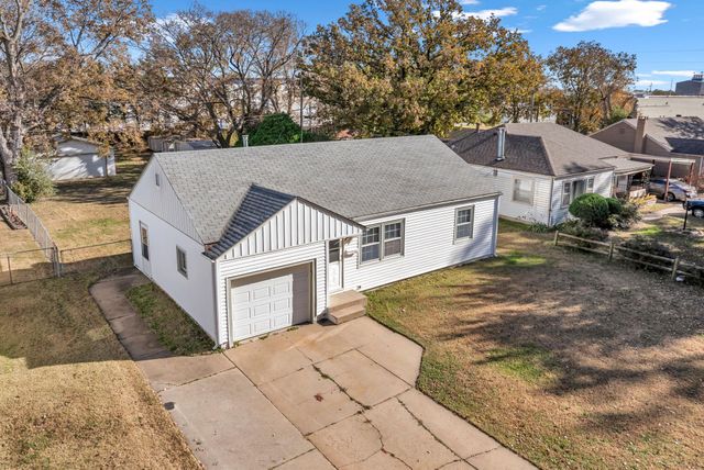 2762 S Classen, Wichita, KS 67216