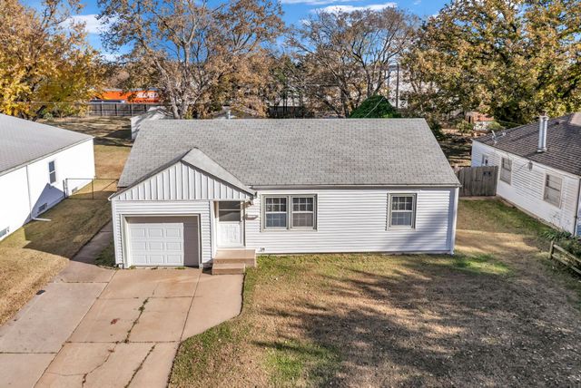 2762 S Classen, Wichita, KS 67216