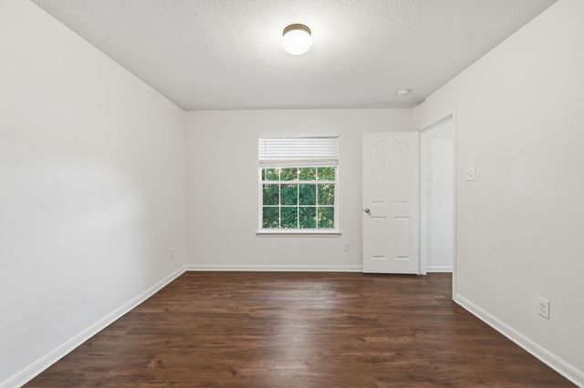 1907 Brewers PL, Taylor, TX 76574