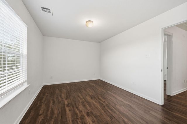 1907 Brewers PL, Taylor, TX 76574