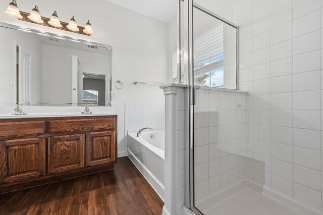 1907 Brewers PL, Taylor, TX 76574