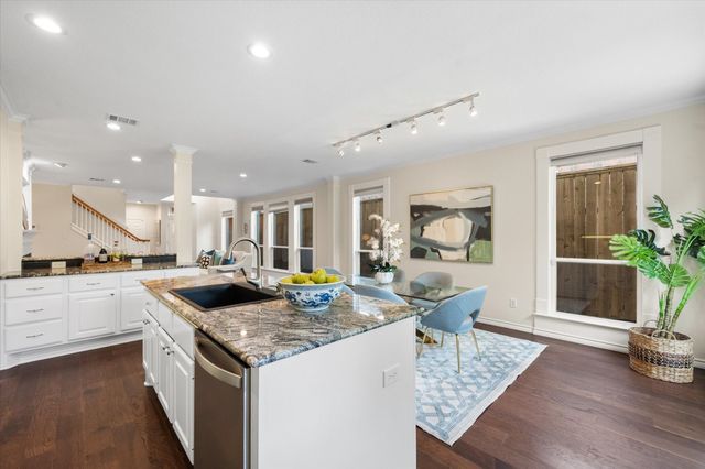 5633 El Campo Avenue, Fort Worth, TX 76107
