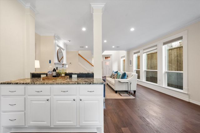 5633 El Campo Avenue, Fort Worth, TX 76107