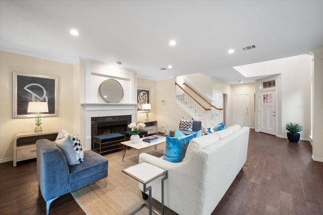 5633 El Campo Avenue, Fort Worth, TX 76107