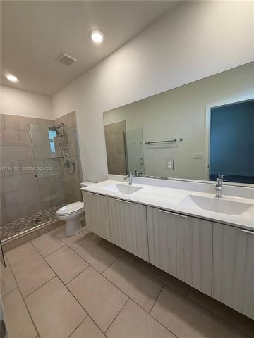 9113 NW 159th St 9113, Miami Lakes, FL 33018