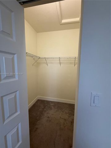 9113 NW 159th St 9113, Miami Lakes, FL 33018