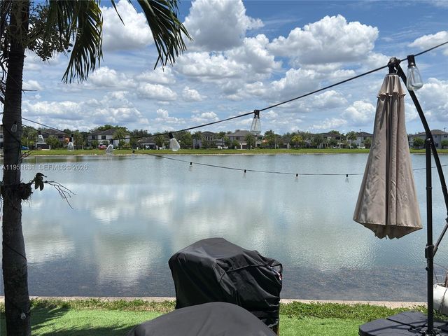 9113 NW 159th St 9113, Miami Lakes, FL 33018