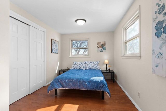 2105 N BALLARD ROAD, Appleton, WI 54911