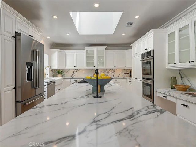 46 Empty Saddle Road, Rolling Hills Estates, CA 90274