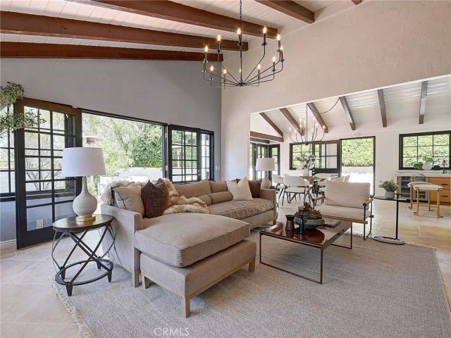 46 Empty Saddle Road, Rolling Hills Estates, CA 90274