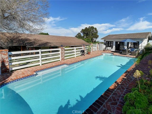 46 Empty Saddle Road, Rolling Hills Estates, CA 90274