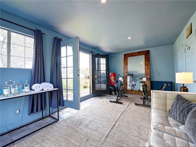 46 Empty Saddle Road, Rolling Hills Estates, CA 90274