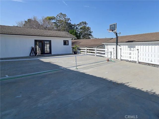 46 Empty Saddle Road, Rolling Hills Estates, CA 90274