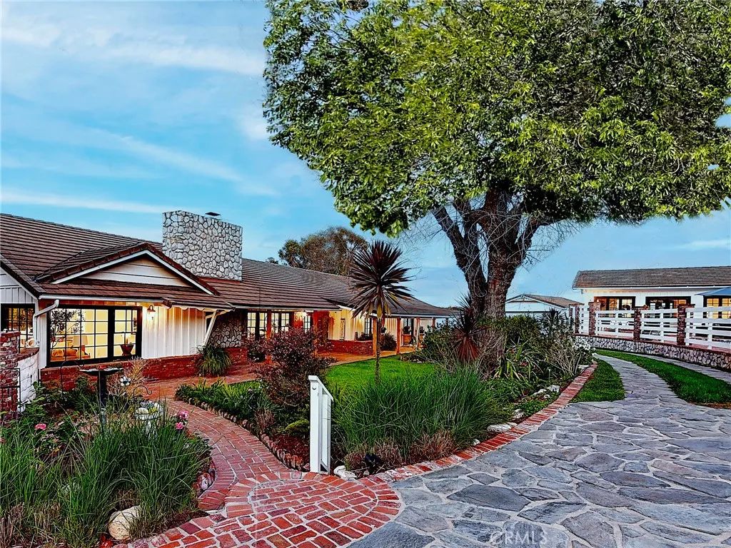 46 Empty Saddle Road, Rolling Hills Estates, CA 90274