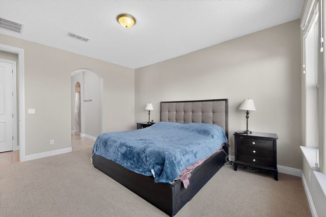 4712 Viento Del Norte, Santa Fe, NM 87507