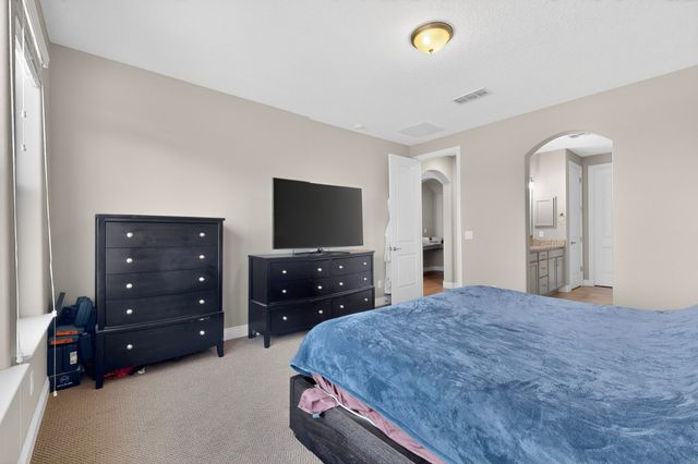 4712 Viento Del Norte, Santa Fe, NM 87507