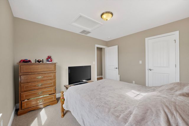 4712 Viento Del Norte, Santa Fe, NM 87507