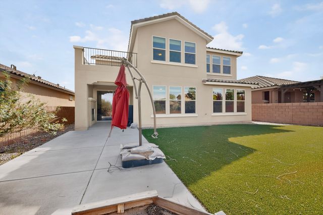 4712 Viento Del Norte, Santa Fe, NM 87507