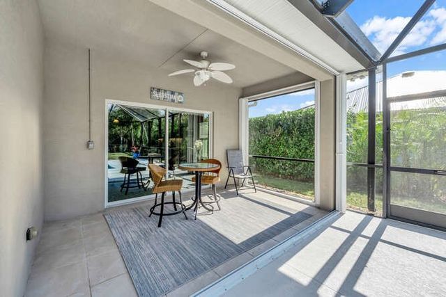 636 Gossamer Wing Way, Sebastian, FL 32958