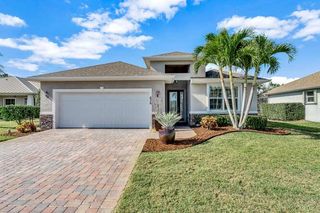 636 Gossamer Wing Way, Sebastian, FL 32958