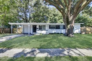3146 OVERHILL Drive, Jacksonville, FL 32277