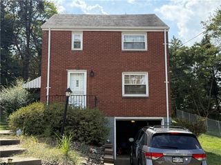 124 Carmella Dr, White Oak, PA 15131