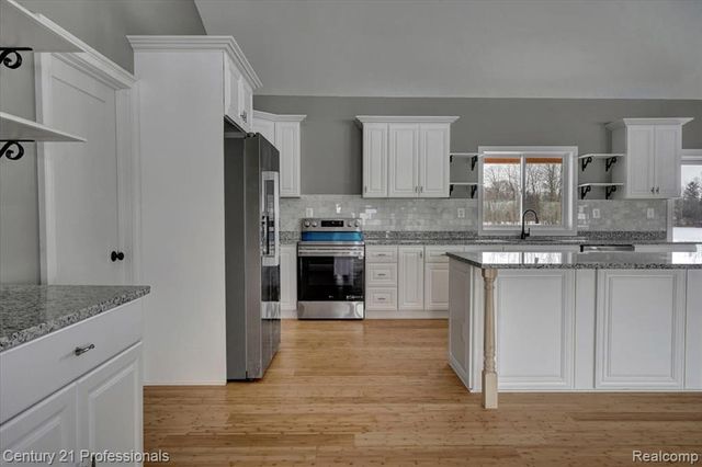 1546 Ashley Lane, Allenton, MI 48002